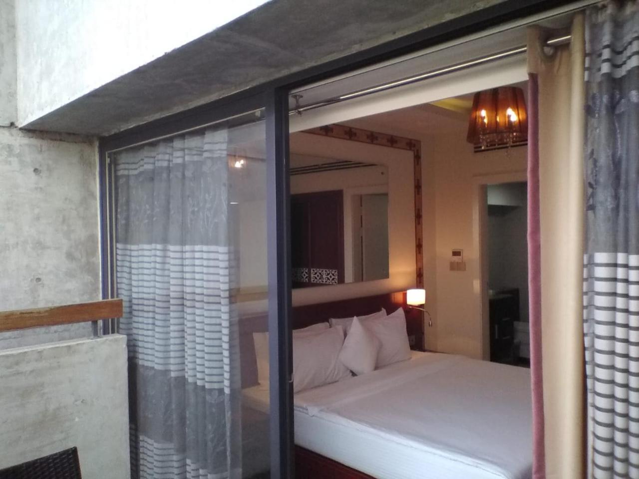 Coventina Lake Suites Daca Exterior foto